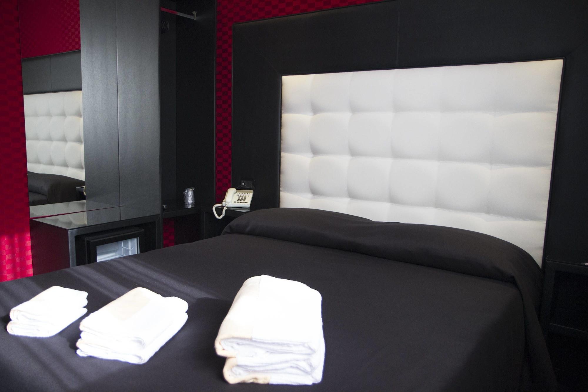 Kleopatra Design Hotel Наполи Екстериор снимка
