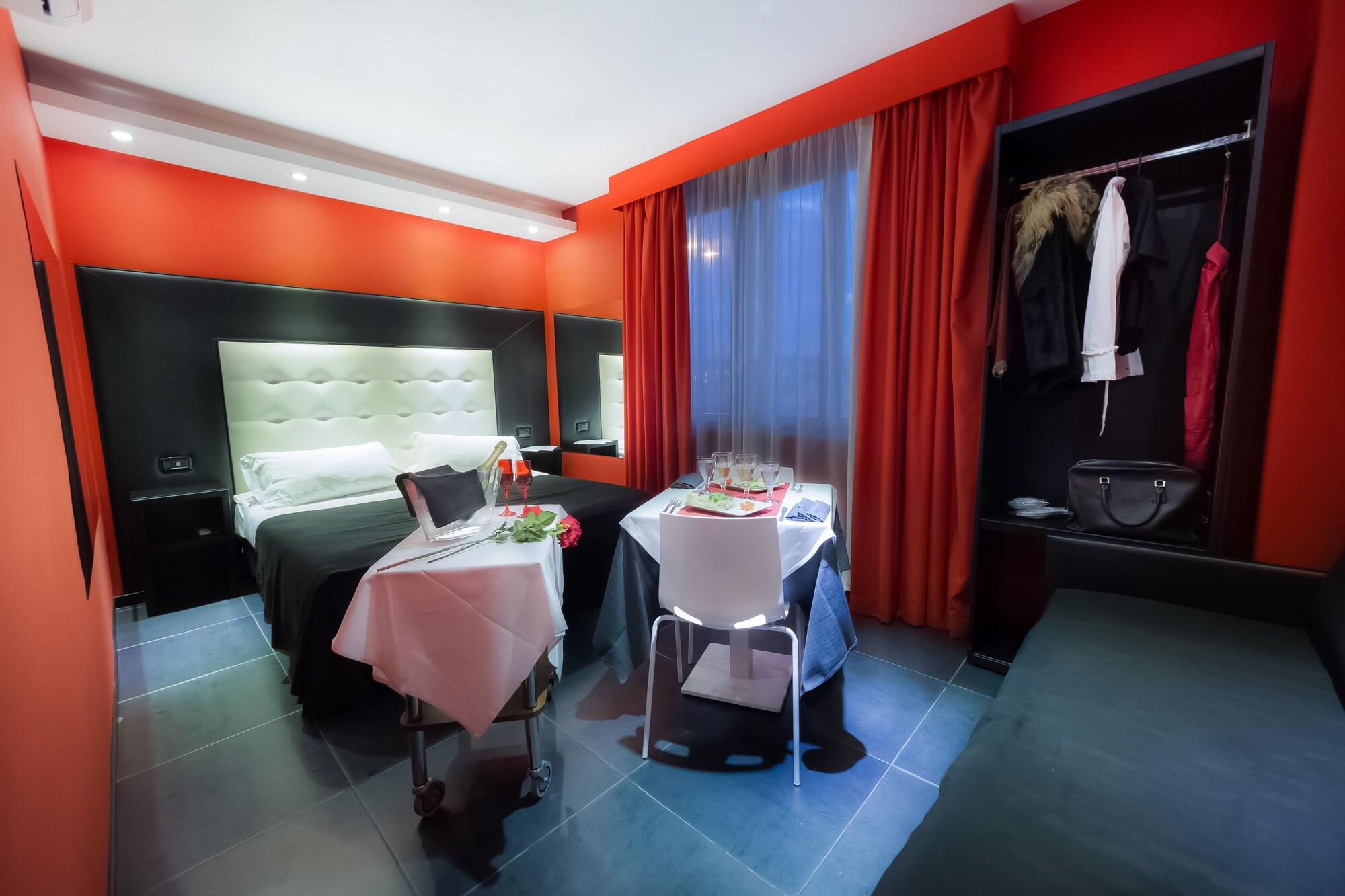 Kleopatra Design Hotel Наполи Екстериор снимка