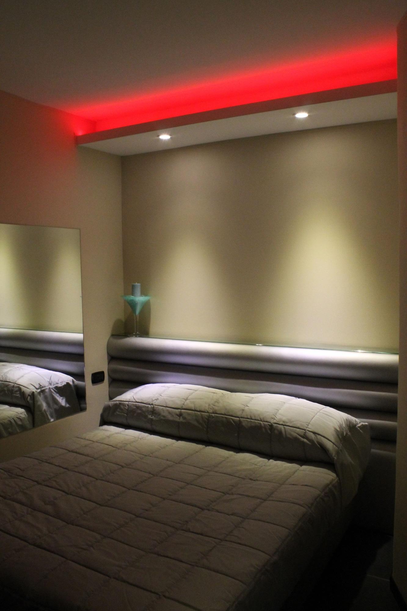 Kleopatra Design Hotel Наполи Екстериор снимка