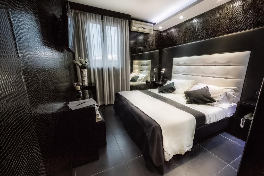 Kleopatra Design Hotel Наполи Екстериор снимка