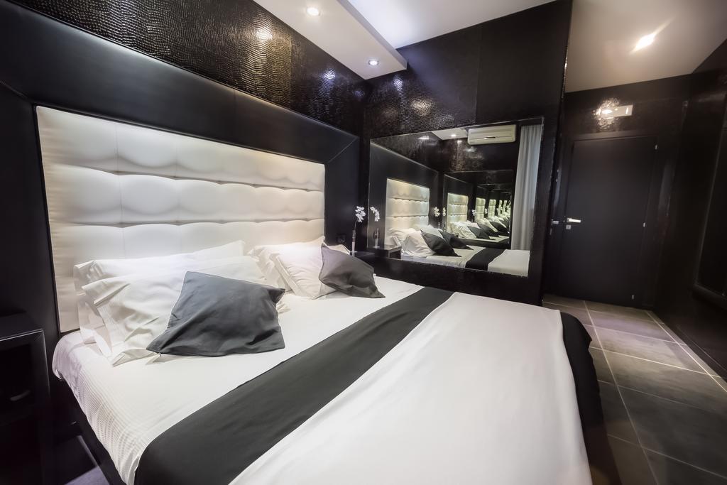 Kleopatra Design Hotel Наполи Екстериор снимка