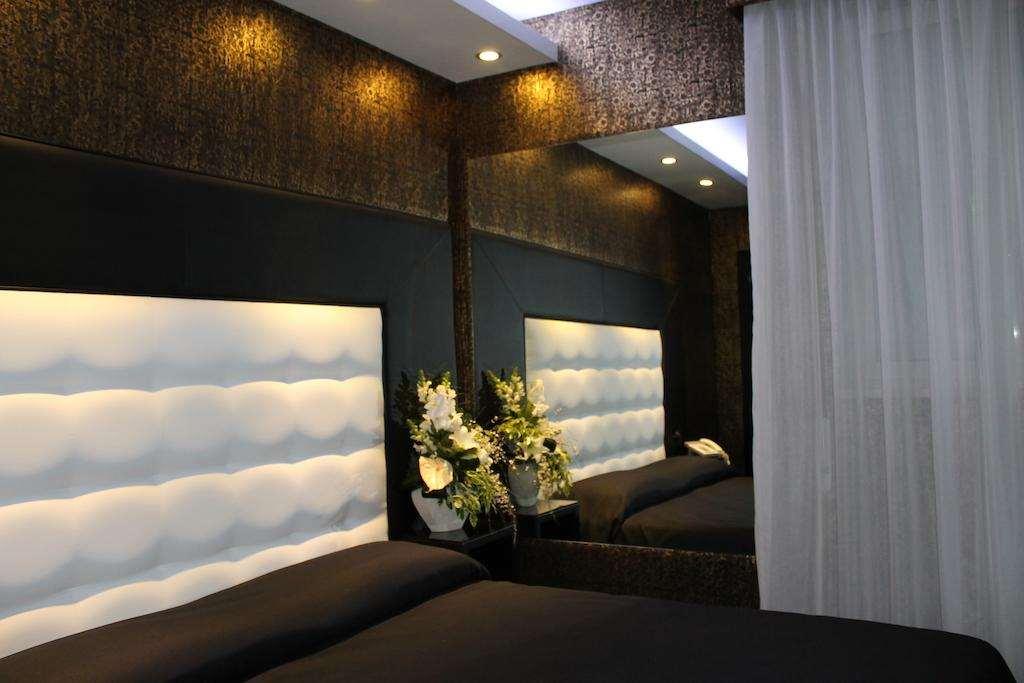 Kleopatra Design Hotel Наполи Стая снимка
